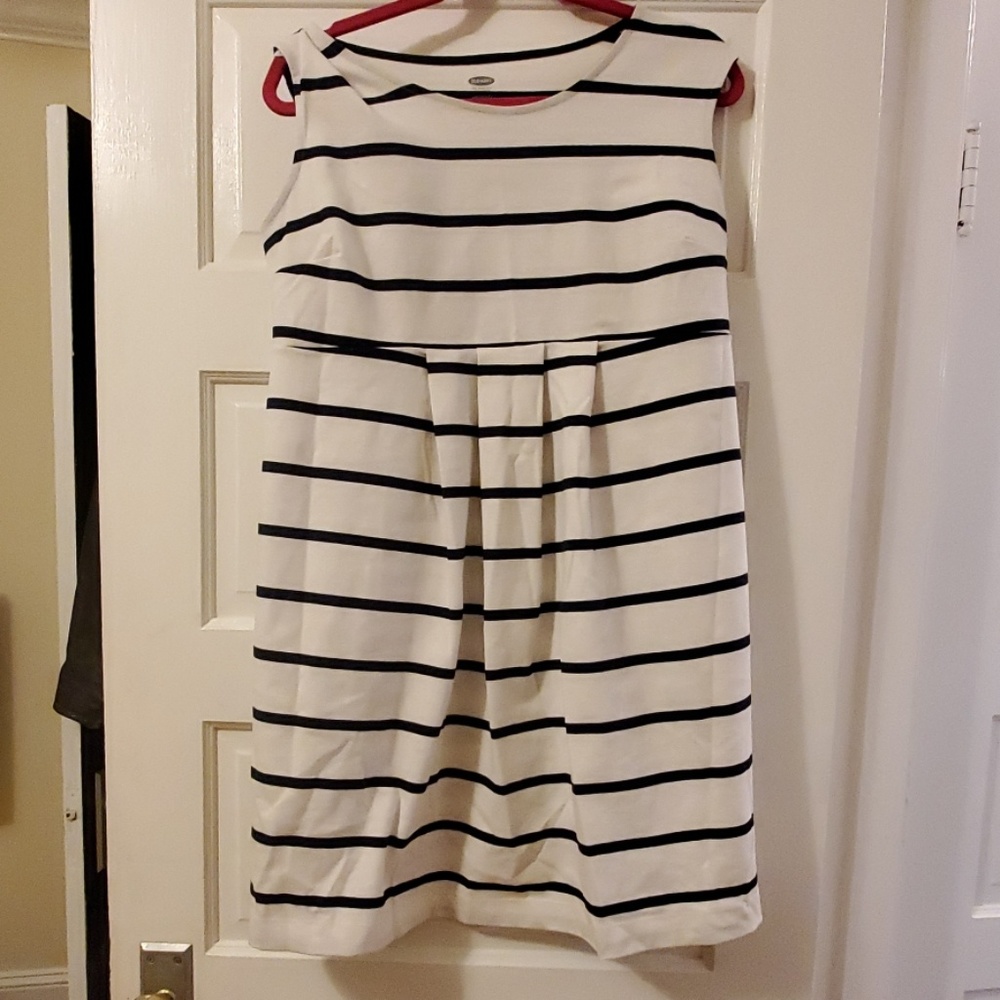 Blue and white stripped maternity dress